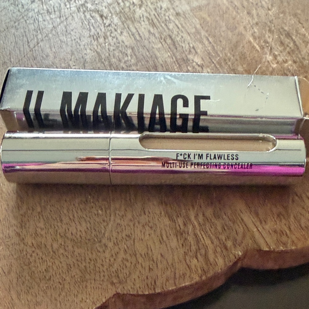 IL MAKIAGE Concealer